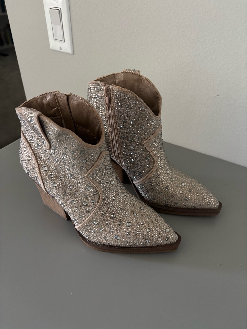 Very G Kady Rhinestone Boots